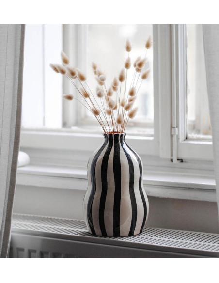 Terracotta vase in black