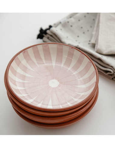 Ceramic Ray Bowl in Mauve