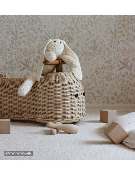 Otroški poganjalec iz ratana