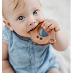 WOODEN TEETHER – FRISKY FROG 2