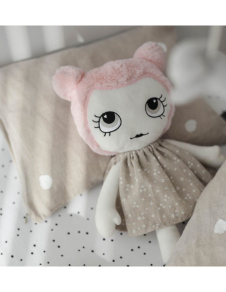 Mehka plišasta igrača Nola