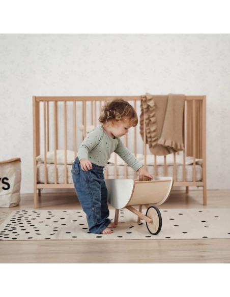 Lesena samokolnica za igrače