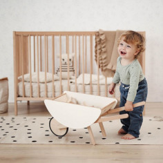 Lesena samokolnica za igrače 2