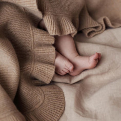 FRILL CASHMERE baby blanket - MOCHA 2