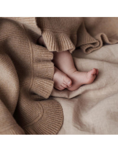 Frill Cashmere Baby Blanket in Mocha
